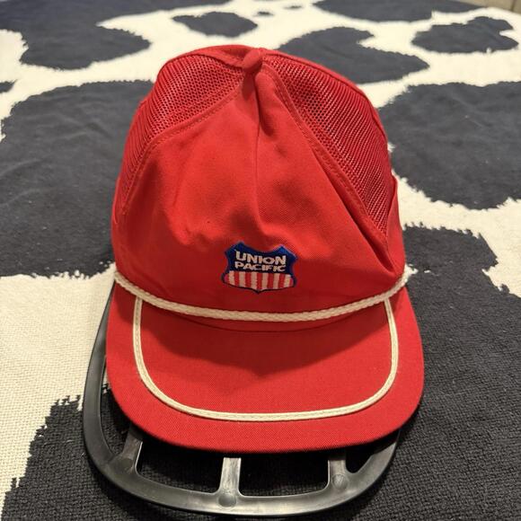 Vintage 80s Union Pacific Railroad Trains SnapBack Baseball Cap Hat USA OSFA